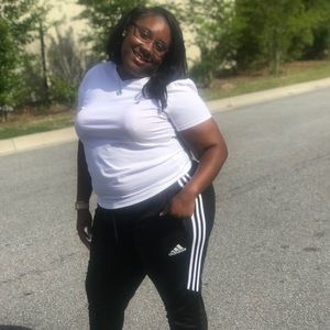 Meet your Posher, Jasmine